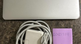 Good
													MacBook Air 2012 - 11" - Silver, 64 GB, 4 GB, photo 1 of 6