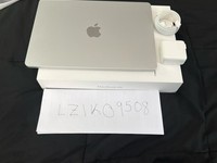 MacBook Air 2025 (M4) - 13"