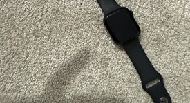 Good
													Apple Watch Series 8 45mm - Unlocked, Midnight, A2774 - Cellular, Aluminum, photo 2 of 8