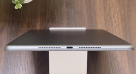 Good
													Apple iPad 9th Gen - Unlocked, Gray, 64 GB, A2603, photo 4 of 5