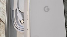 Good
													Google Pixel 9 - Unlocked, Porcelain, 128 GB, 12 GB, G2YBB, photo 4 of 6