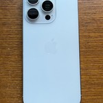 Good Apple iPhone 16 Pro - Unlocked, 128 GB, White, A3083
