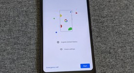 Good
													Google Pixel 2 XL - Unlocked, Black, 64 GB, Google Edition, photo 5 of 6