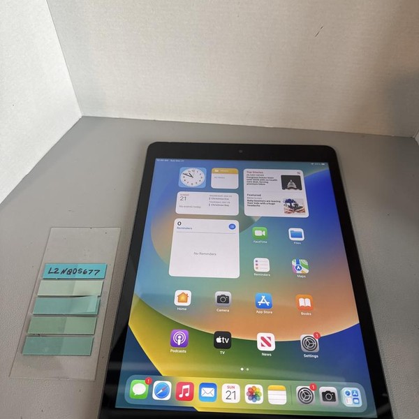 Apple iPad 9th Gen - Unlocked, 64 GB, Gray, A2603