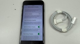 Mint
													Apple iPhone SE 3rd Gen 2022 - Unlocked, Midnight, 64 GB, A2595, photo 2 of 7