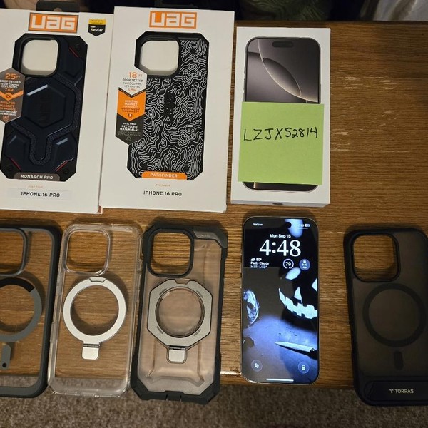 Apple iPhone 16 Pro - Unlocked, 512 GB, Natural, A3083