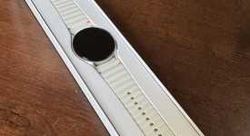 Mint
													Samsung Galaxy Watch7 - Unlocked, Cream, SM-L305U, 40mm, photo 2 of 9