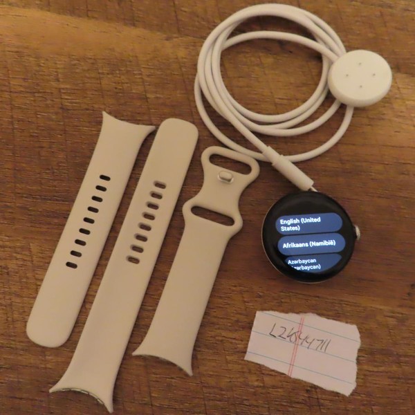 Google Pixel Watch 3 - Unlocked, Silver, 41mm, LTE