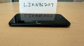 Mint
													Apple iPhone Xr - Unlocked, Black, 64 GB, A1984, photo 4 of 7