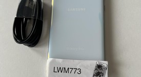 Good
													Samsung Galaxy S10e - Verizon, White, 256 GB, 8 GB, SM-G970U, photo 3 of 8