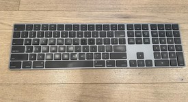 Used
													Apple Magic Keyboard with Numeric Keypad, photo 2 of 7