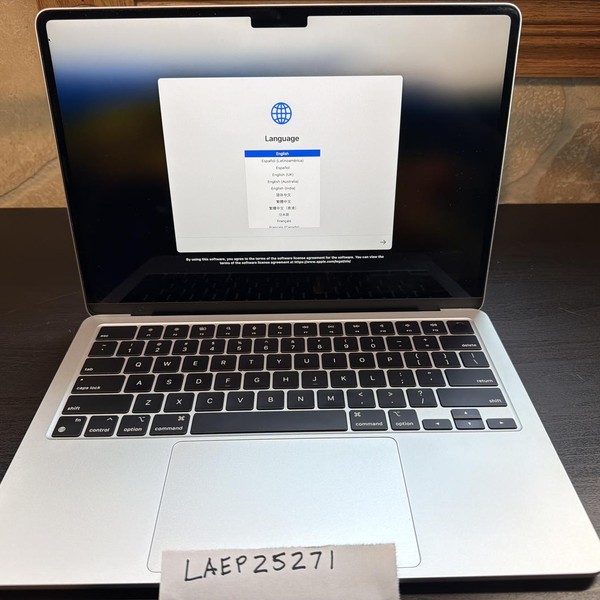 MacBook Air 2022 (M2) - 13 inch - 256 GB, Silver, 8 GB, Apple M2