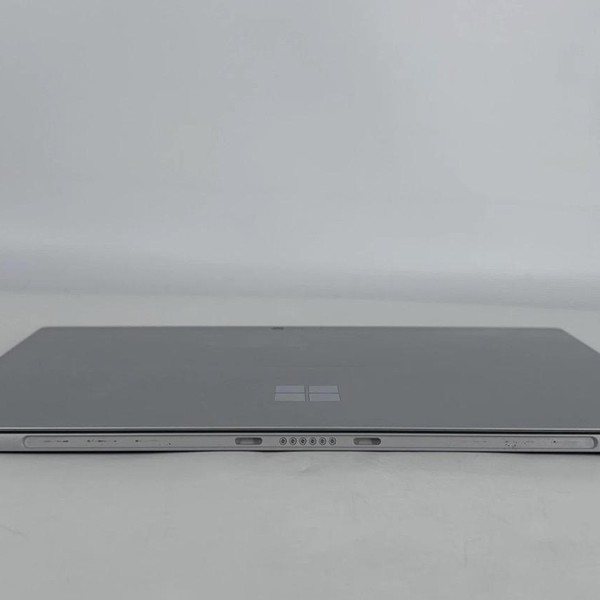 Microsoft Surface Pro 5 (2017) - Wi-Fi, 256 GB, Silver, 8 GB