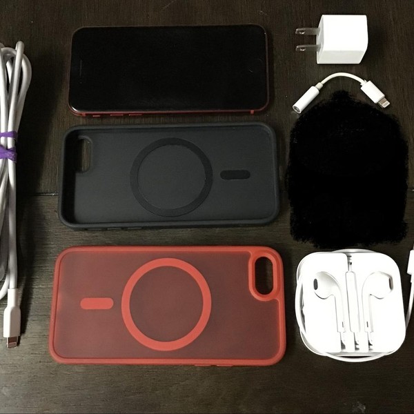 Apple iPhone SE 2nd Gen 2020 - Unlocked, 256 GB, Red, A2275