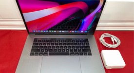 Good
													MacBook Pro 2017 (With Touch Bar) - 15" - I7, Gray, 256 GB, 16 GB, photo 1 of 9