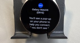 Good
													Samsung Galaxy Watch5 - Unlocked, Gold, 40mm, photo 1 of 6