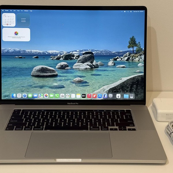 MacBook Pro 2019 - 16 inch - 512 GB, Silver, 16 GB, Intel Core i7