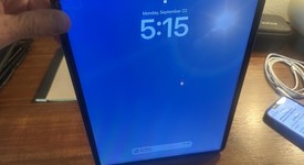 Mint
													Apple iPad Pro 12.9" 6th Gen 2022 - Verizon, Gray, 256 GB, photo 2 of 18