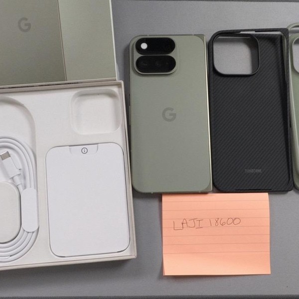 Google Pixel 11 Pro Fold - Unlocked, 256 GB, Olive, 16 GB, GZDQ6