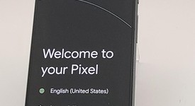 Good
													Google Pixel 8 - Unlocked, Hazel, 128 GB, 8 GB, G9BQD, Sub-6 5G, photo 3 of 4