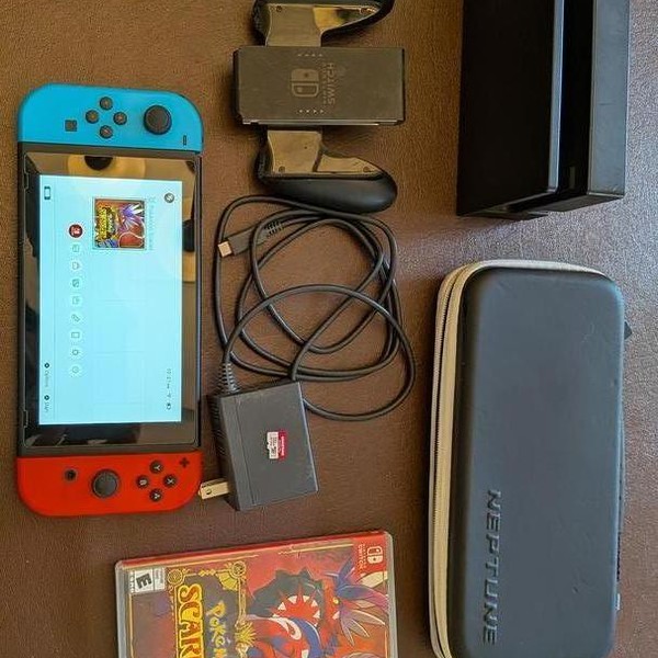 Nintendo Switch - 32 GB, Red & Blue, Mario Red & Blue Edition