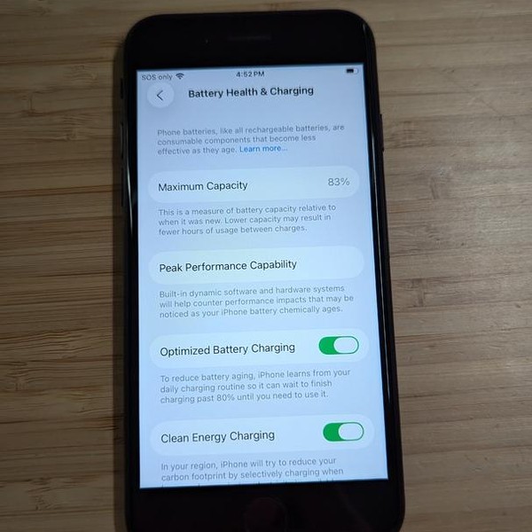 Apple iPhone SE 3rd Gen 2022 - Unlocked, 64 GB, Midnight, A2595