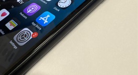 Good
													Apple iPhone Xr - Unlocked, Black, 64 GB, A1984, photo 3 of 12