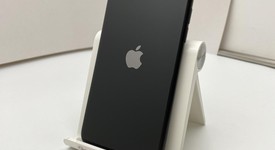 Good
													Apple iPhone SE 2nd Gen 2020 - Unlocked, Black, 64 GB, A2275, photo 3 of 6