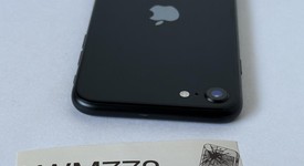 Fair
													Apple iPhone SE 3rd Gen 2022 - Unlocked, Midnight, 64 GB, A2595, photo 3 of 7