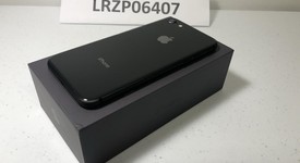 Good
													Apple iPhone 8 - Unlocked, Gray, 64 GB, A1863, photo 4 of 7