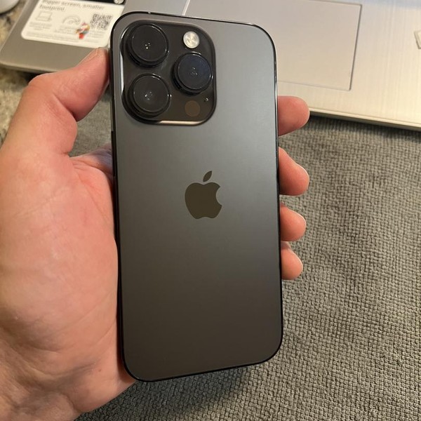 Apple iPhone 14 Pro - Unlocked, 128 GB, Black, A2650