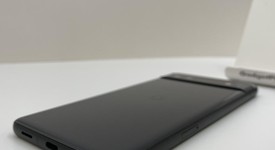 Good
													Google Pixel 6a - Unlocked, Charcoal, 128 GB, 6 GB, GX7AS, photo 4 of 6