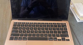 Good
													MacBook Air 2020 - 13" - I3, Gold, 256 GB, 8 GB, photo 2 of 6
