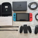 Good Nintendo Switch - 32 GB, Red & Blue