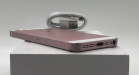 Fair
													Apple iPhone SE 1st Gen 2016 - AT&T, Rose Gold, 32 GB, A1662, photo 5 of 11