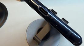 Good
													Samsung Galaxy S20 FE 5G - AT&T, Cloud Navy, 128 GB, 6 GB, SM-G781U, photo 4 of 7