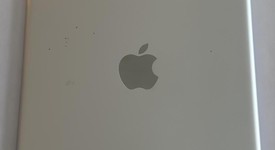 Good
													Apple iPad 6th Gen - Wi-Fi, Silver, 32 GB, A1893, photo 4 of 6
