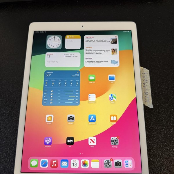 Apple iPad Pro 12.9 inch 2nd Gen 2017 - Wi-Fi, 512 GB, Silver