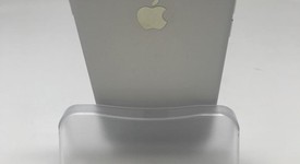 Mint
													Apple iPhone 7 - Unlocked, Silver, 128 GB, A1660, photo 3 of 7
