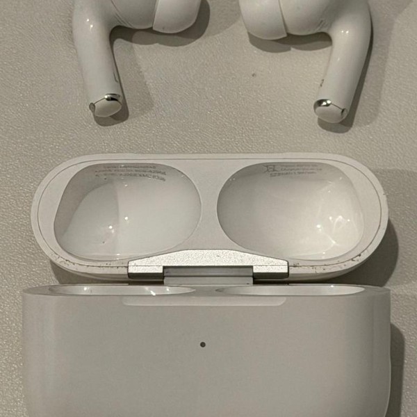 Apple AirPods Pro 2 - USB-C