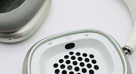 Used
													Apple AirPods Max - Green, photo 3 of 9