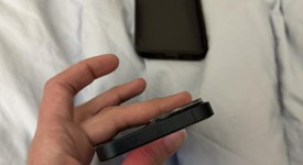 Mint
													Apple iPhone 13 Mini - AT&T, Midnight, 128 GB, A2481, photo 2 of 10