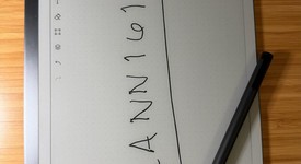 Mint
													reMarkable 2, photo 1 of 7