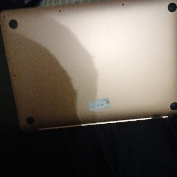 MacBook Air 2020 - 13 inch - 256 GB, Gold, 16 GB, Intel Core i3