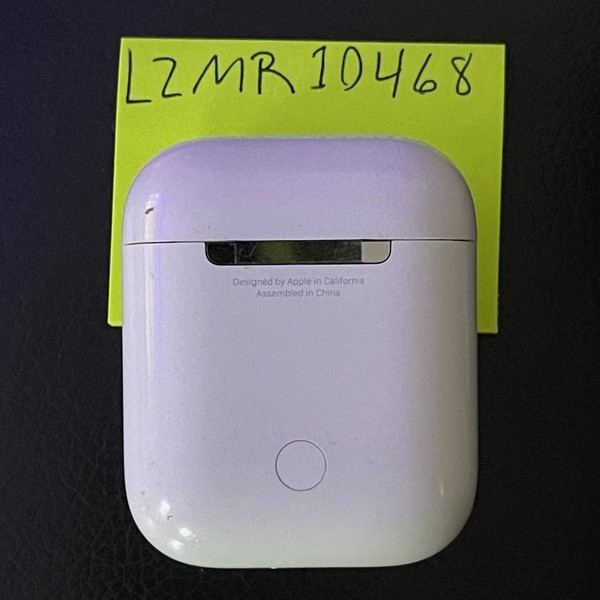 Apple AirPods 2nd Gen - Lightning Case