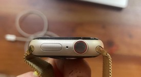 Mint
													Apple Watch Series 7 41mm - Unlocked, Starlight, A2475 - Cellular, Aluminum, photo 5 of 17