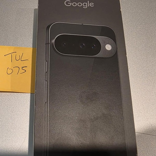 Google Pixel 10 - Unlocked, 128 GB, Obsidian, GLBW0