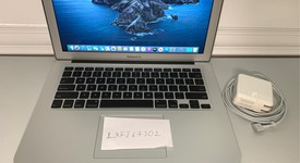 Good
													MacBook Air 2017 - 13" - I5, Silver, 256 GB, 8 GB, photo 3 of 11