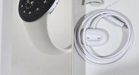 Mint
													Google Pixel Watch 4 - Unlocked, Silver, 45mm, LTE, photo 5 of 11