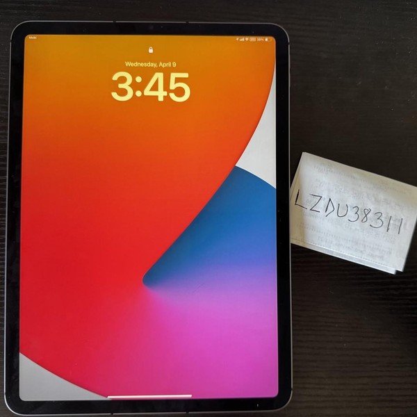 Apple iPad Pro 11 inch 3rd Gen 2021 - Unlocked, 256 GB, Gray